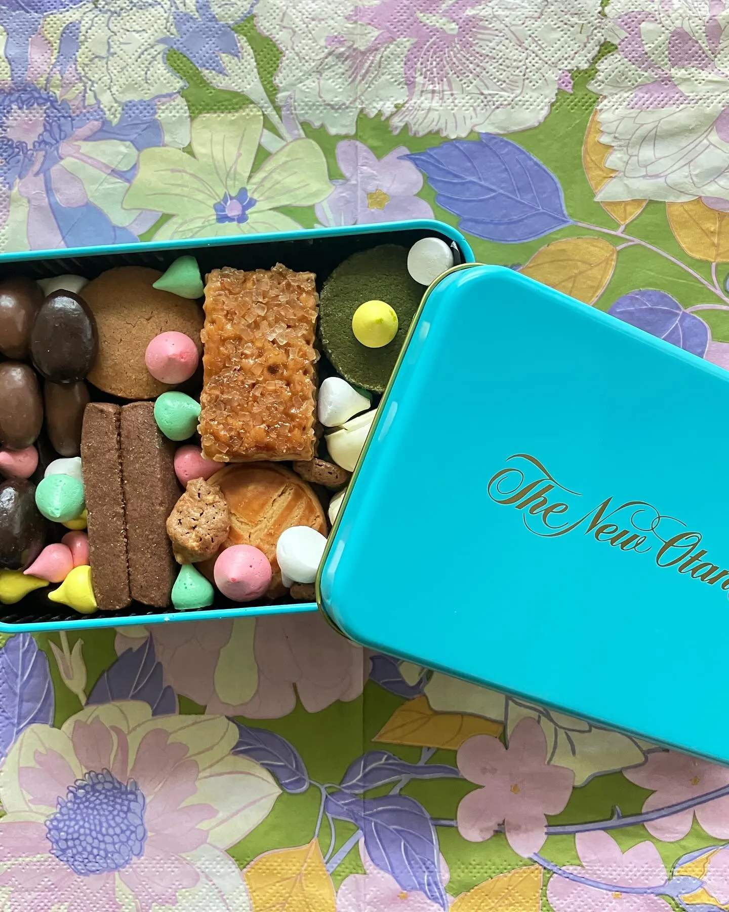 ニューオータニのクッキー頂きました❣️