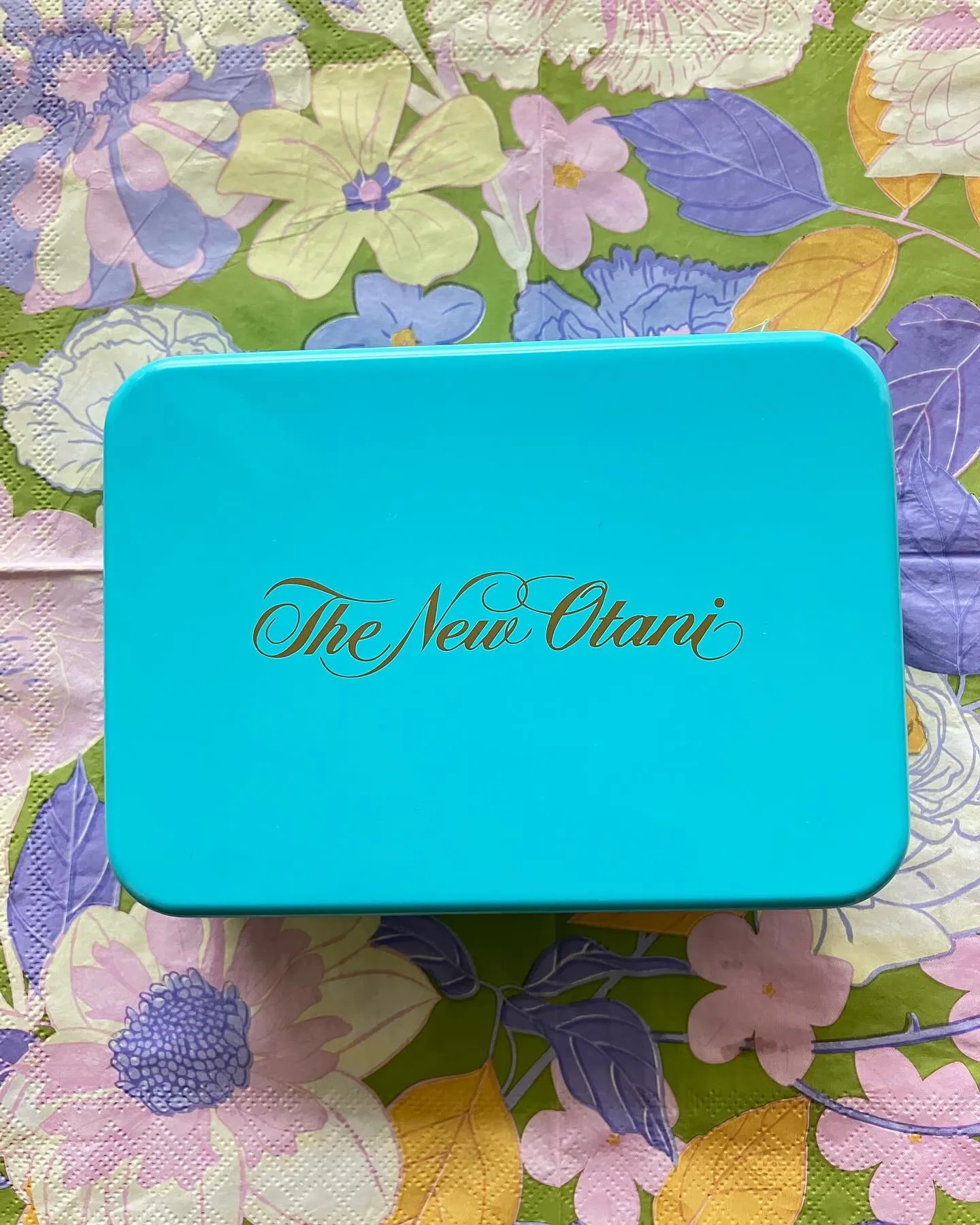 ニューオータニのクッキー頂きました❣️