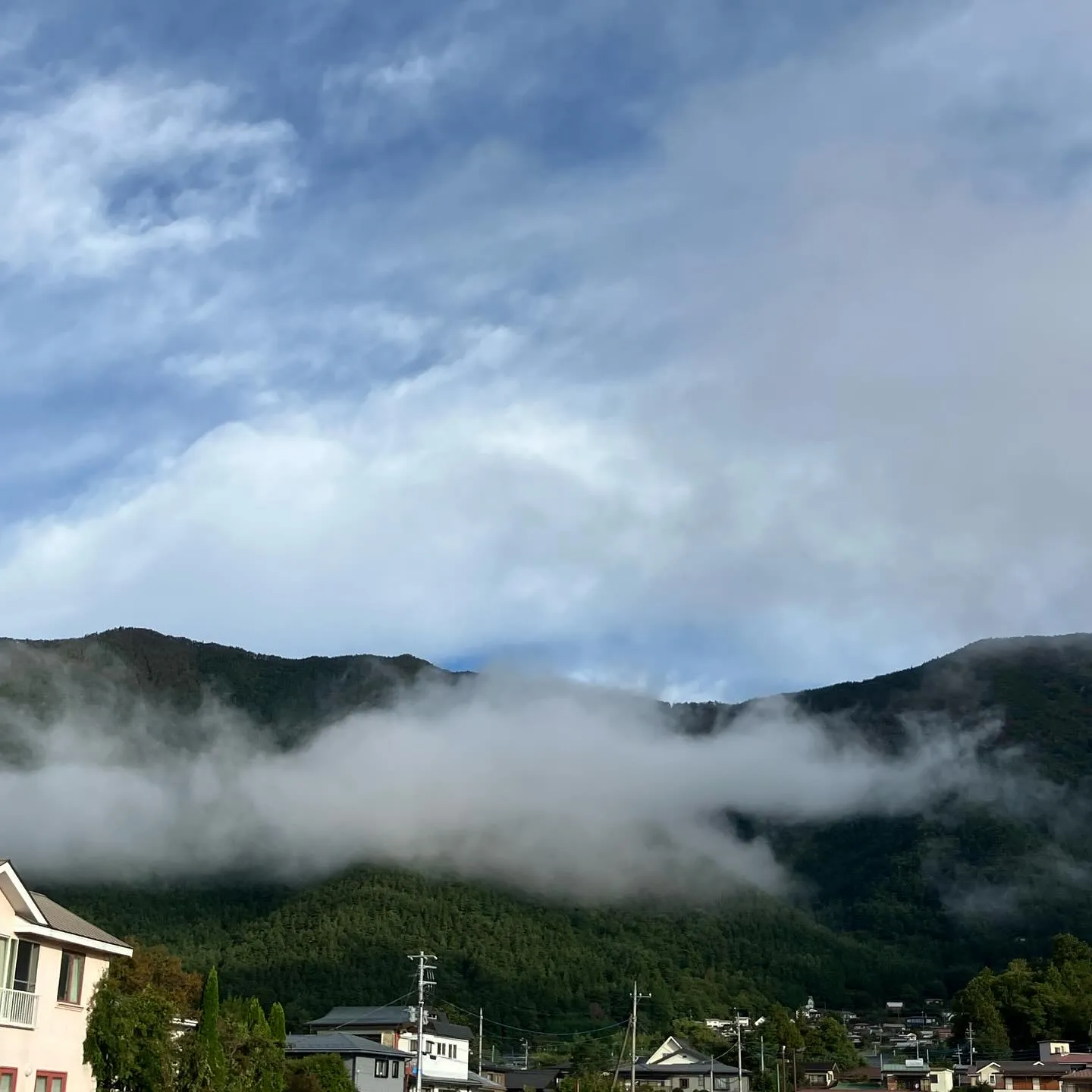 河口湖から笠を被った富士山⛰️